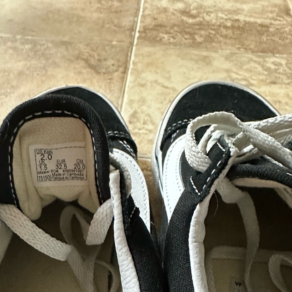 Kids Vans - Picture 4 of 4
